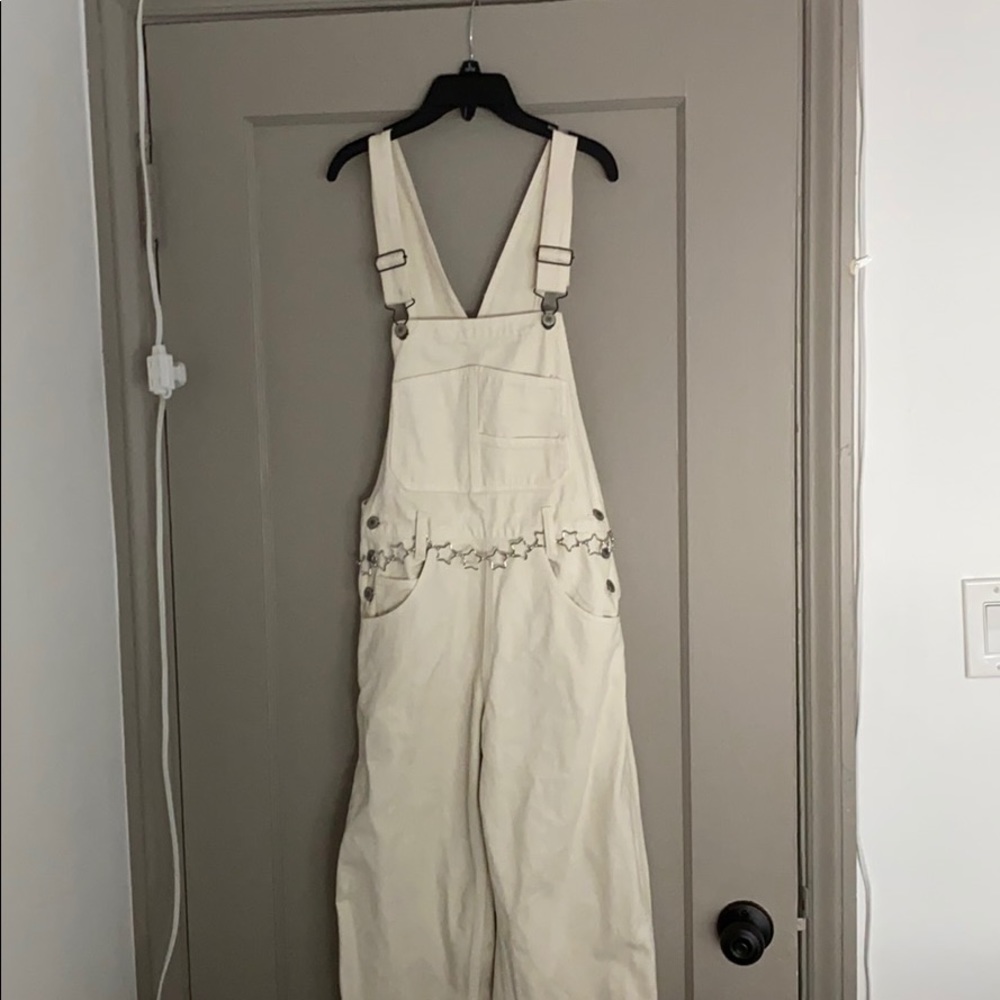 Brandy Melville cream overalls with star belt